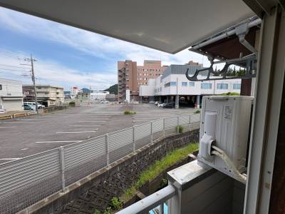 南向き窓で日当たり良好です！ぜひ体感してみて下さい♪