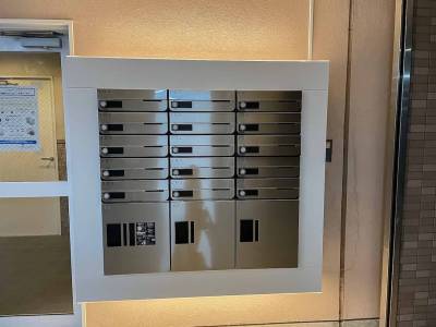 宅配ボックス完備