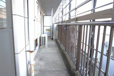 バルコニー：広いベルコニー