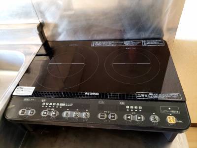 2口の多機能IHコンロ付きです