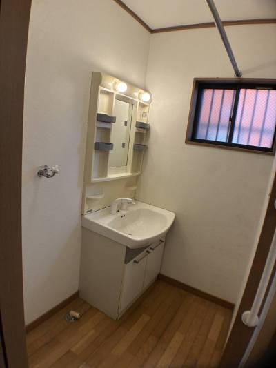 洗面台　洗濯機置場