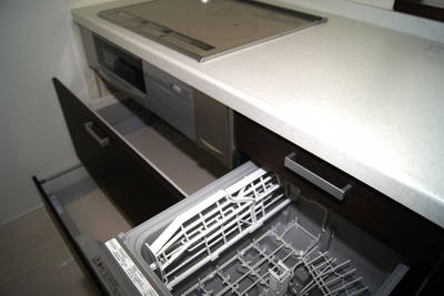 食洗機付き！　収納スペースもたっぷり！