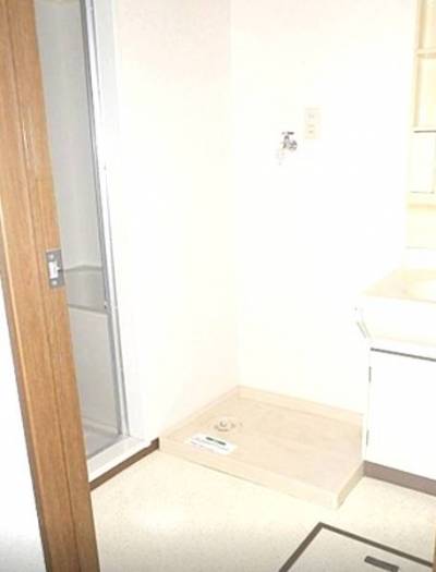 室内洗濯機置き場アリ。