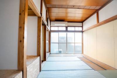 1階、約8畳の和室Bです。