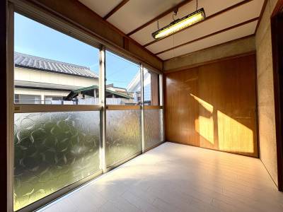 洋室3畳(床は増し張り＆クッションフロア新規張)