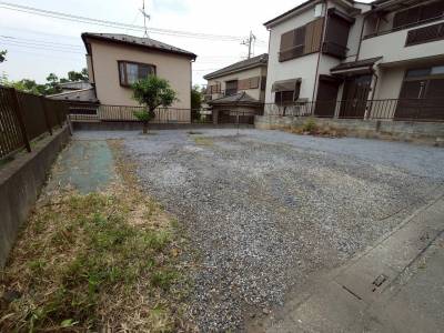 広々とした駐車場で7台以上駐車出来ます