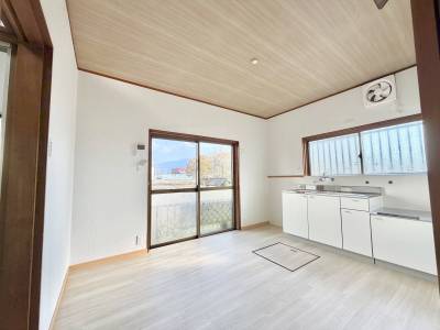 1階ダイニングキッチン