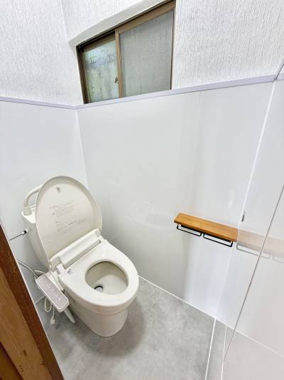 トイレ新品交換済み