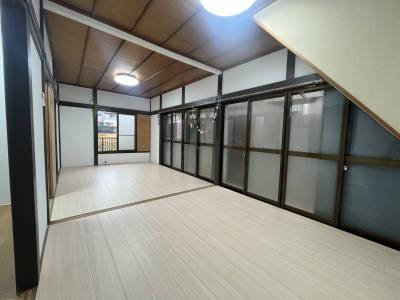 全面窓、開放感バッチリ