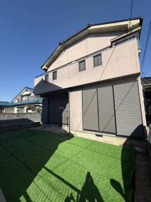 広いお庭でドッグランやBBQ、プールもできます！