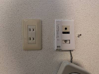 WI-FIルータは大家が準備。