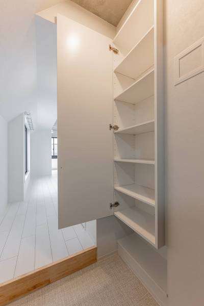 シューズ以外にもたっぷり荷物収納できます！