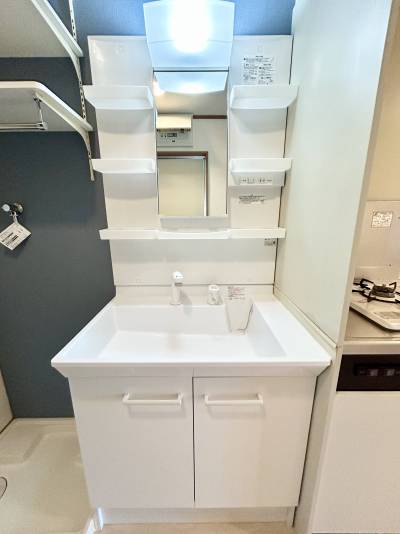 独立洗面台も広々して使いやすい♪