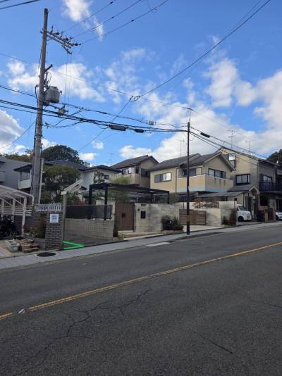 きぬかけの道に面しています。