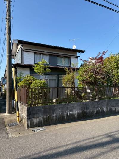 庭付きの広々4LDK。