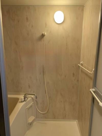 浴室（トイレは別にあります。）
