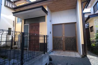 広い玄関、バイクや自転車を入れられます。