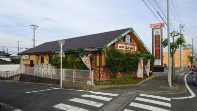 コメダ珈琲まで徒歩2分