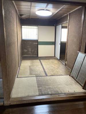 2階北側、2部屋ございます！