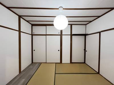 奥和室は大窓に面しておらず、寝室使いもOK