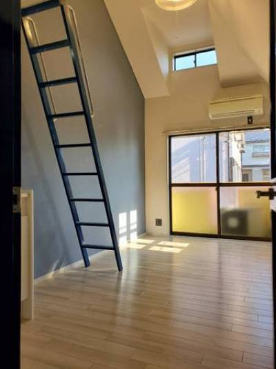 レオパレス南生田　201