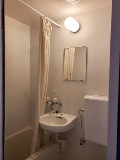 レオパレス南生田　201