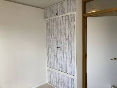 玄関脇の4.5畳　フローリング　クローゼット有り