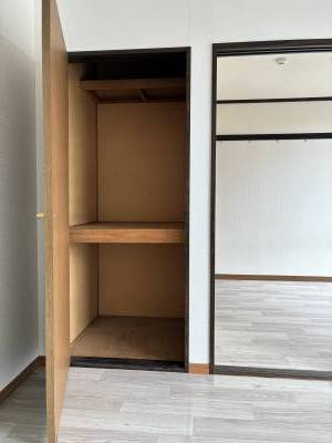 5.9帖洋室の収納