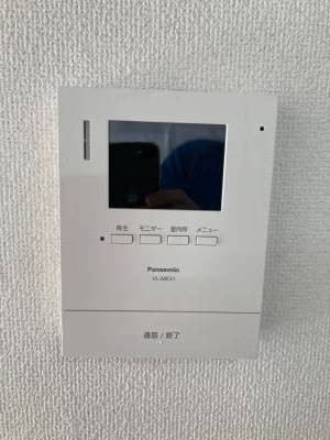 モニター付インターホンで安心♪最近のは画像も綺麗♪