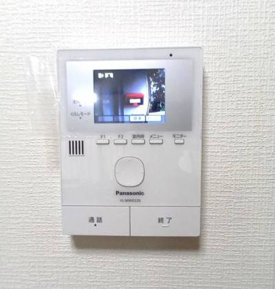 モニター付きインターホンは新品です