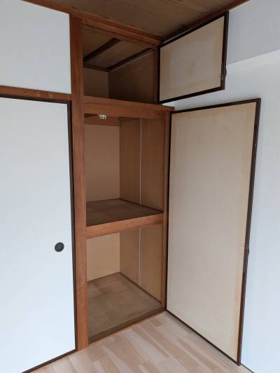 洋室２の収納