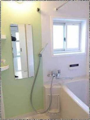 【窓・追い炊き・乾燥機付き風呂】