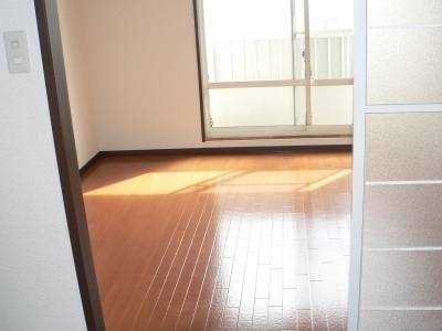 4.5帖の洋間です。