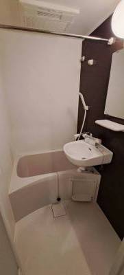 気になる浴室はホテルをイメージしました。浴室乾燥機完備！