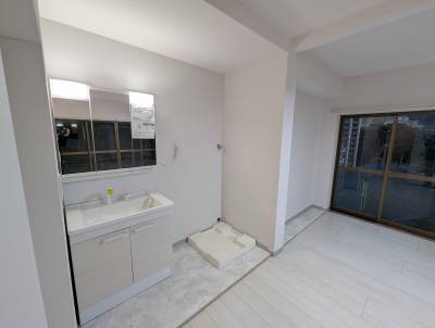 洗面台、室内洗濯置き場（新設）