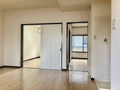 陽当たり抜群の洋室6帖