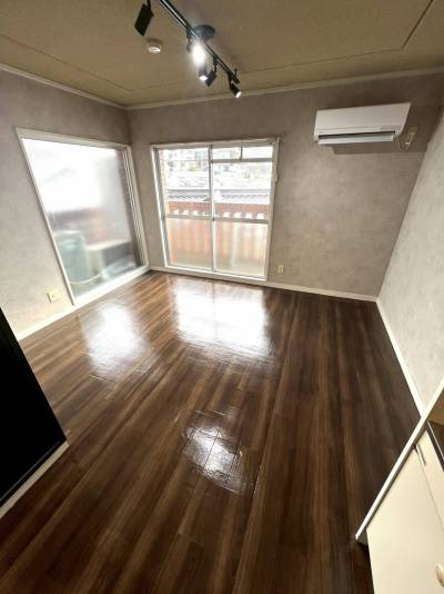 アクセントクロスでオシャレな空間を演出