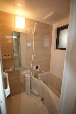 「一日の疲れを癒すお風呂」ゆったりとリラックスできる空間。