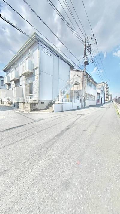 角地にあり落ち着いた住環境です！