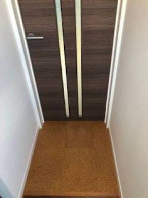 玄関内側
