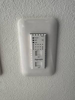 インターネット有線・無線LAN付き