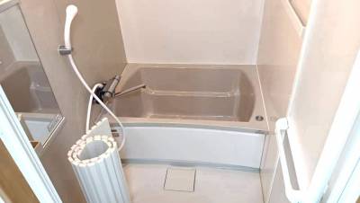 浴室　ゆっくり一日の疲れを癒します