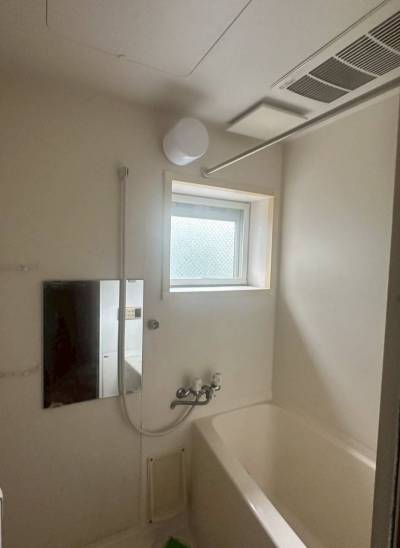稀少な窓付きの浴室、湯気がこもりにくいです❗️