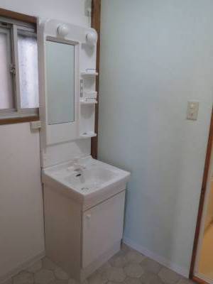 洗面台
新品洗面ドレッサー！