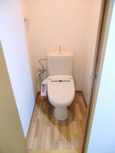 トイレはウォシュレット付き
