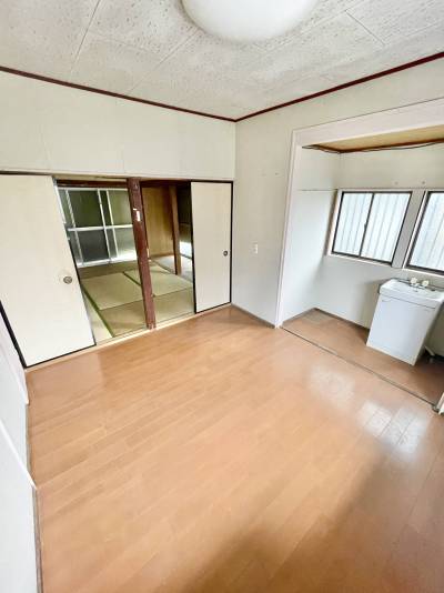 １階のダイニングと和室は開放感抜群です。