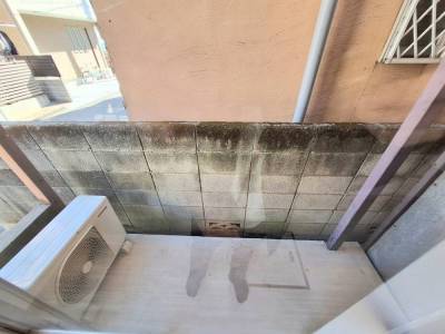 ベランダ兼洗濯機置き場