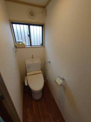 トイレ(リフォーム済)