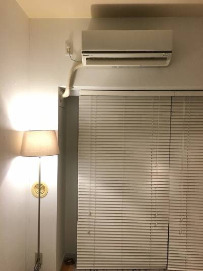 エアコン、ブラインド、照明付