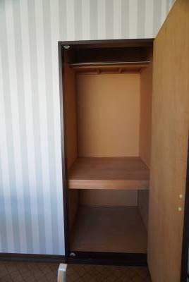 4.3帖洋室にも収納あり